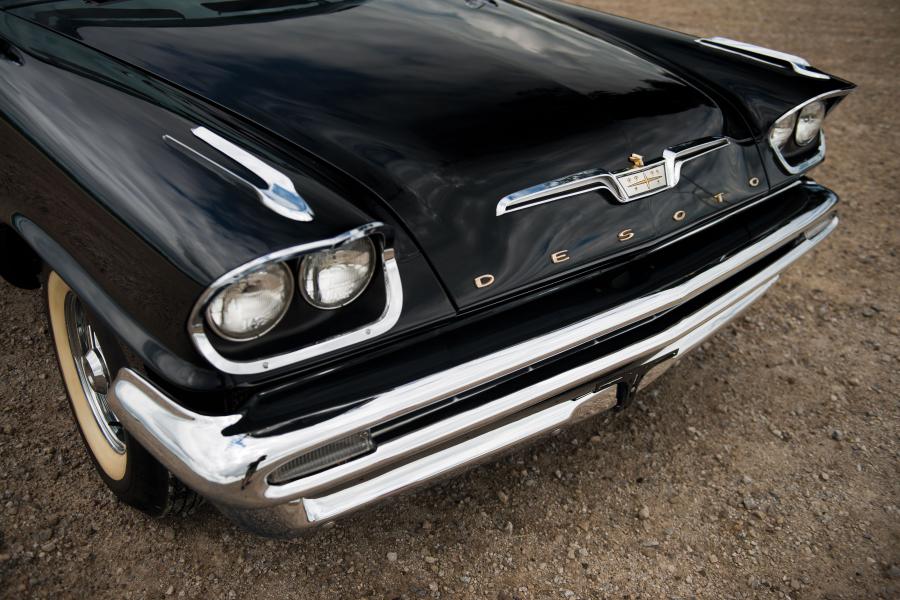 Детали экстерьера Desoto Adventurer Convertible (S-26A) 1957 года  (фото 40 из 60)